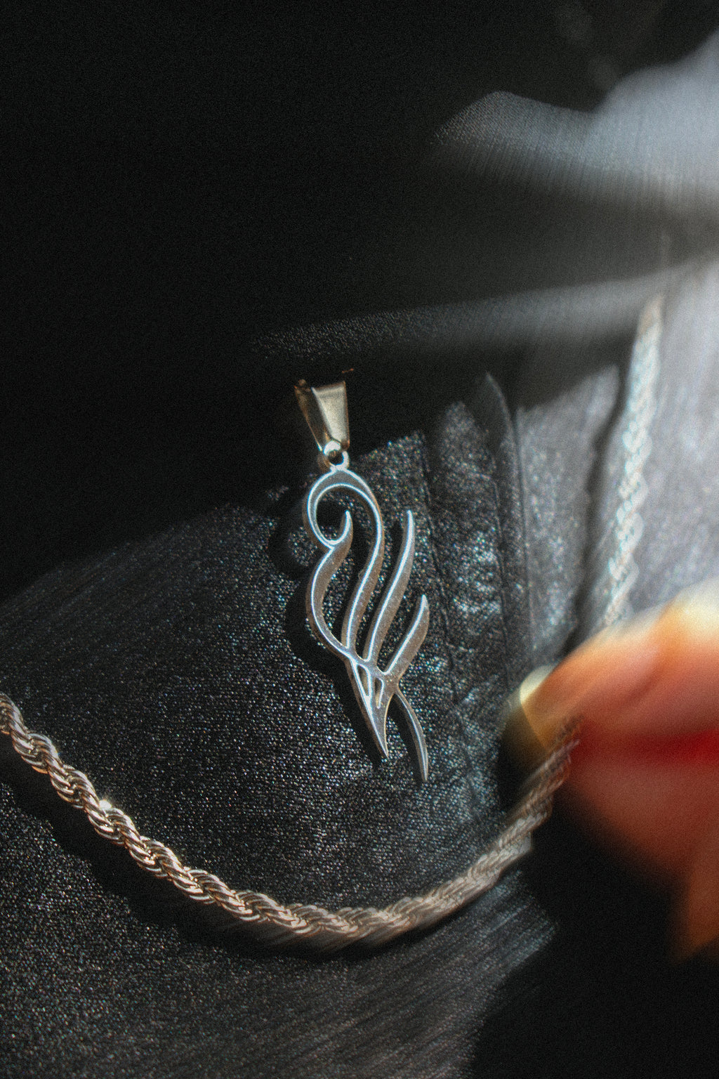 Peace (سلام) Arabic Calligraphy Necklace | Arabic Jewellery Gift